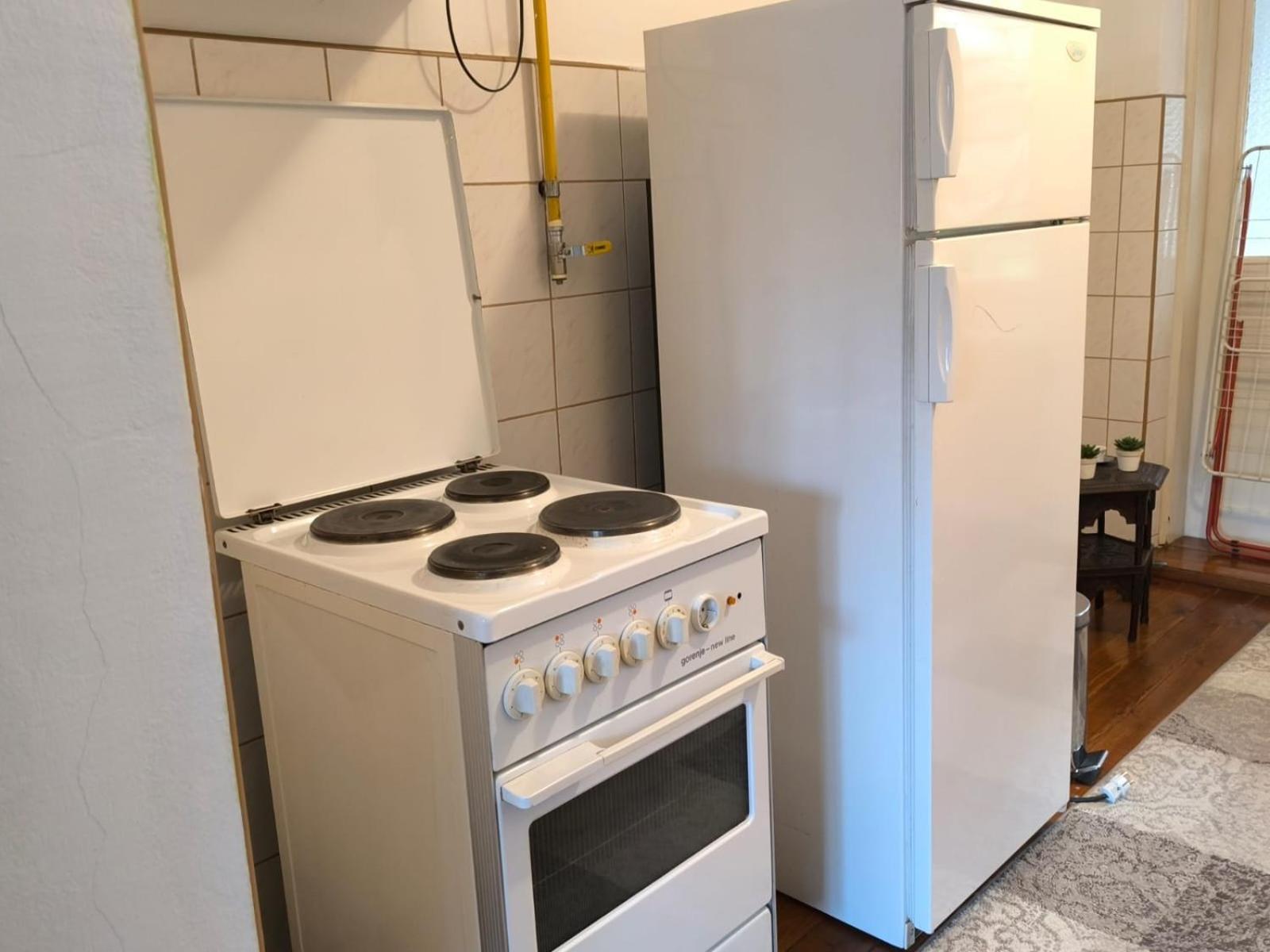 New Apartment Old Town 2 ซาราเยโว ภายนอก รูปภาพ
